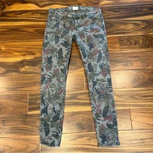 Hudson skinny tropical print olive green jeans, size 28